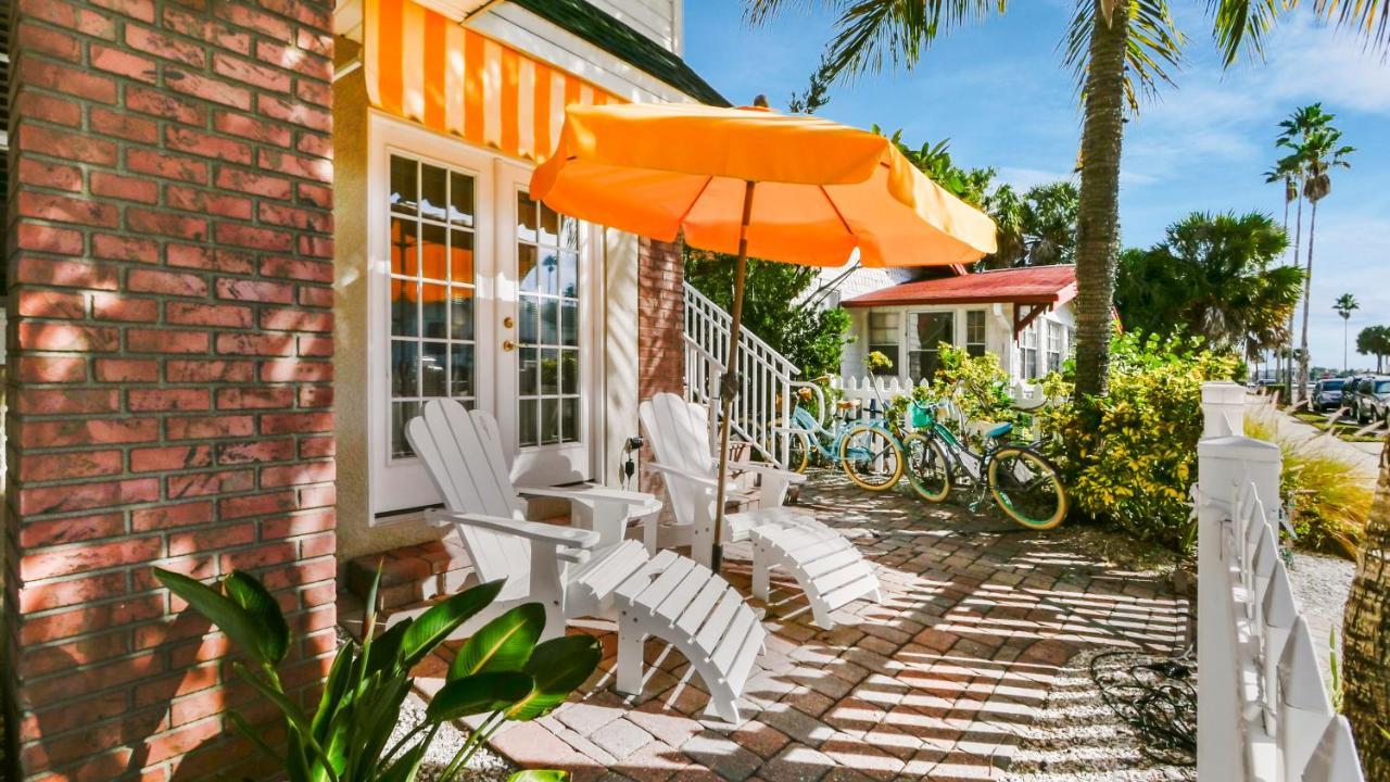 Coconut Inn Pass-A-Grille Beach سانت بيتي بيتش المظهر الخارجي الصورة