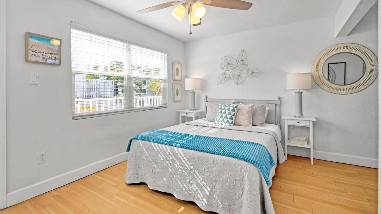 Coconut Inn Pass-A-Grille Beach سانت بيتي بيتش المظهر الخارجي الصورة